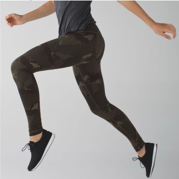 Lululemon Wunder Under Leggings Pant Luon Palm Party Fatigue Green Camo - Picture 14 of 14